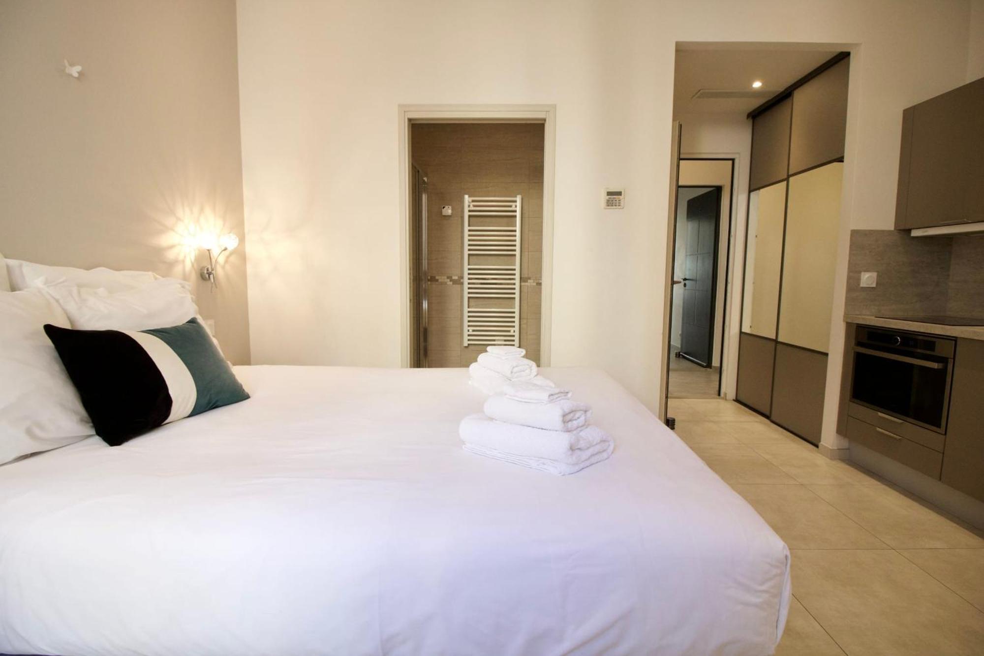 4 Bedrooms 4 Bathrooms Terrace Cannes Exterior photo